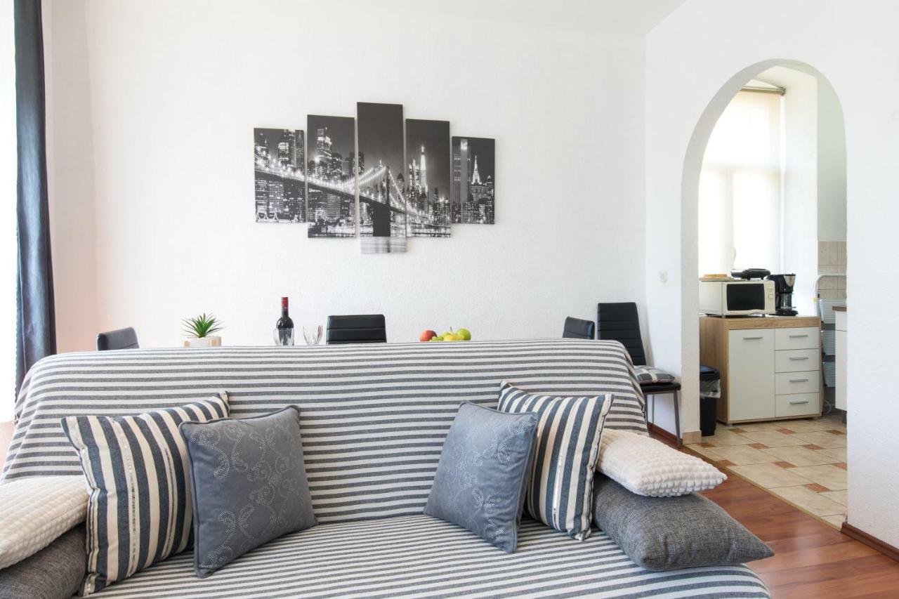 Apartment Tessa Rijeka Exterior photo